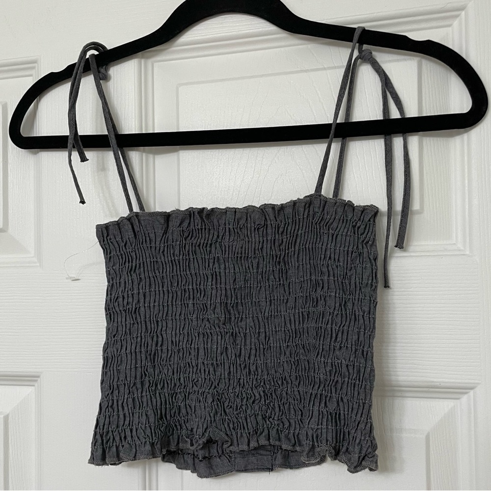 Smocked Ruffle Crop Top - Picture 4 of 4